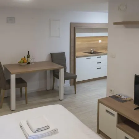 Elegant Studio On The Prime Location 公寓
